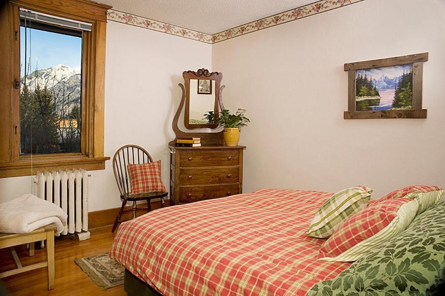 Rocky Mountain Bed & Breakfast 3*