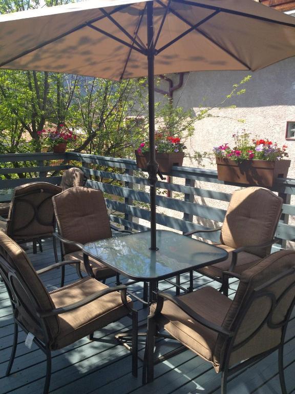 Rocky Mountain Bed & Breakfast 3*